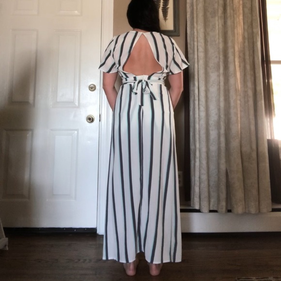 Pinstripe Romper NWOT Size 9 - Picture 6 of 6